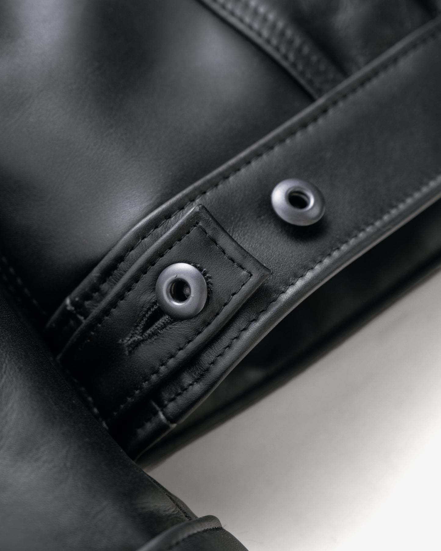 121 — product detail | Majestic Leather UK