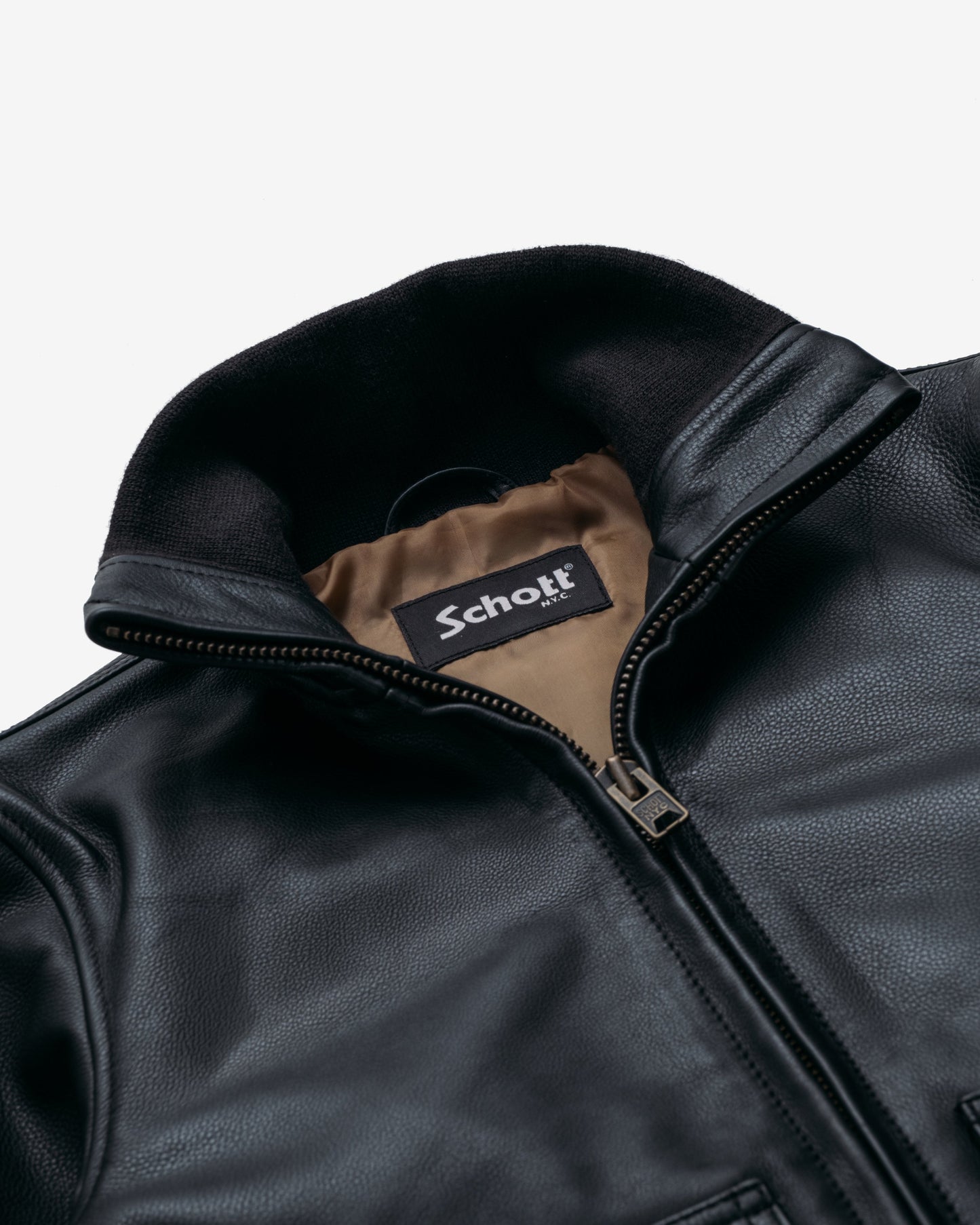 2404W — sleeve detail | Majestic Leather UK