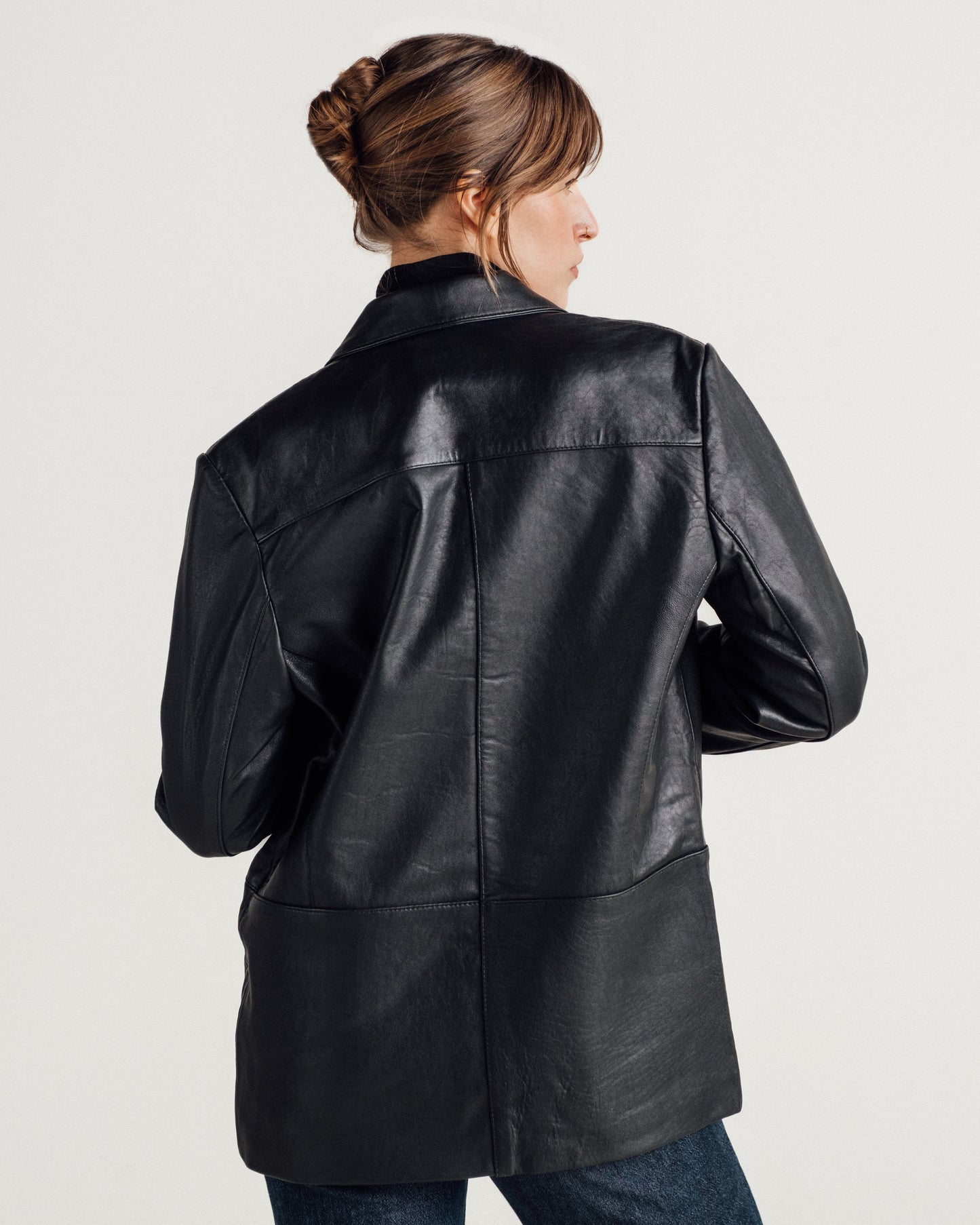 2535W — collar detail | Majestic Leather UK