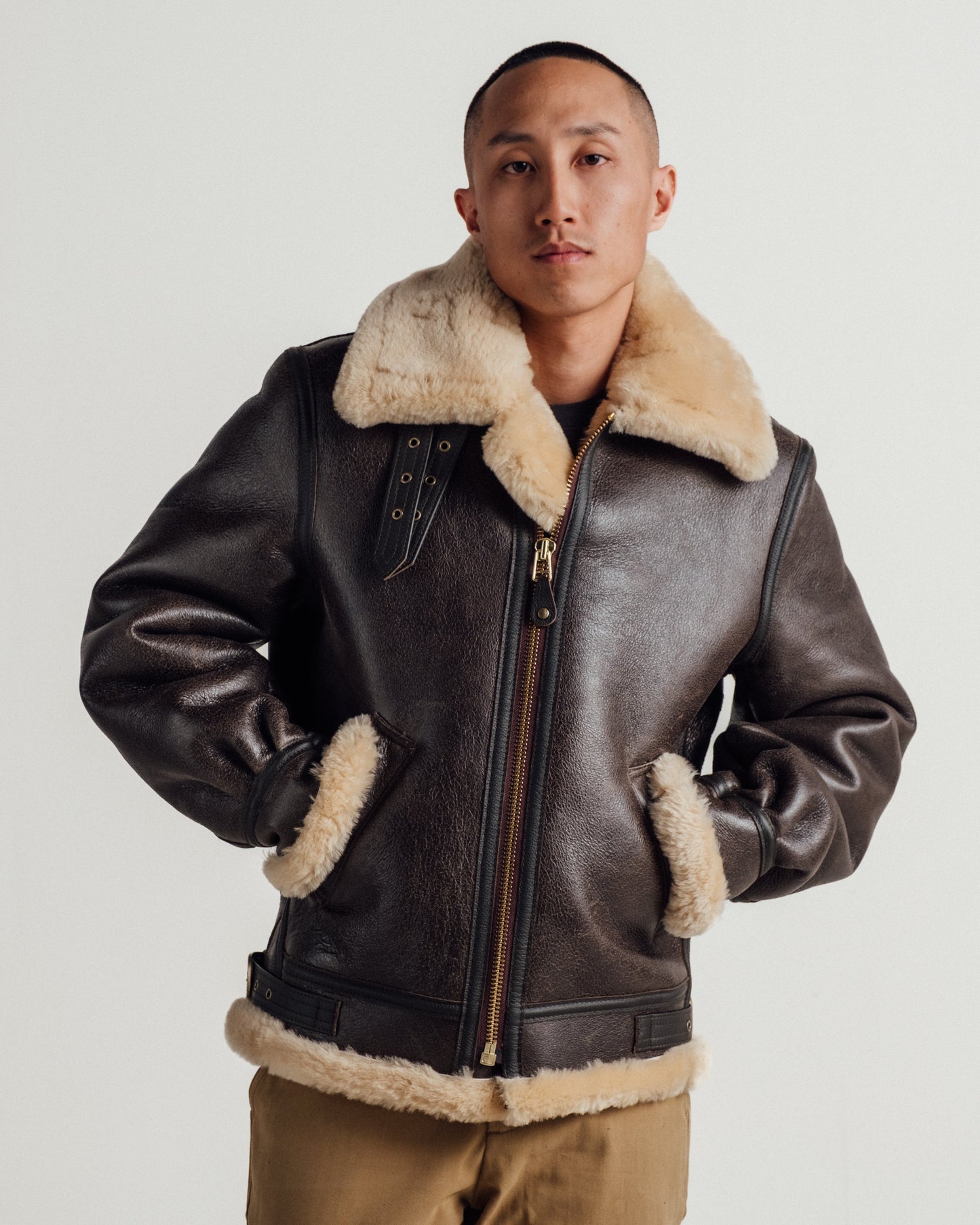 257S — collar detail | Majestic Leather UK