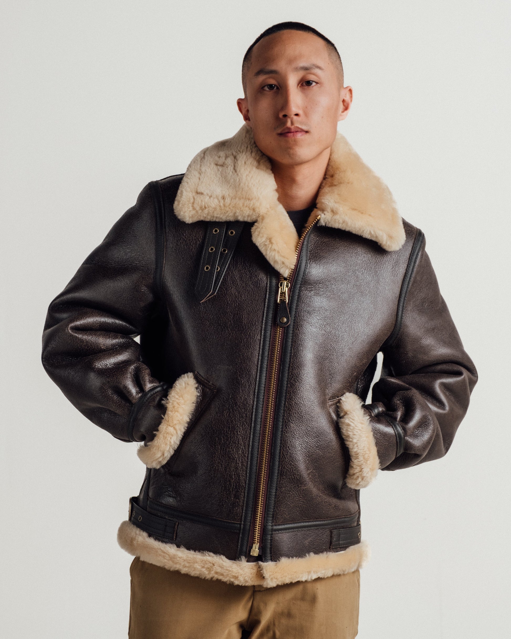 257S — collar detail | Majestic Leather UK