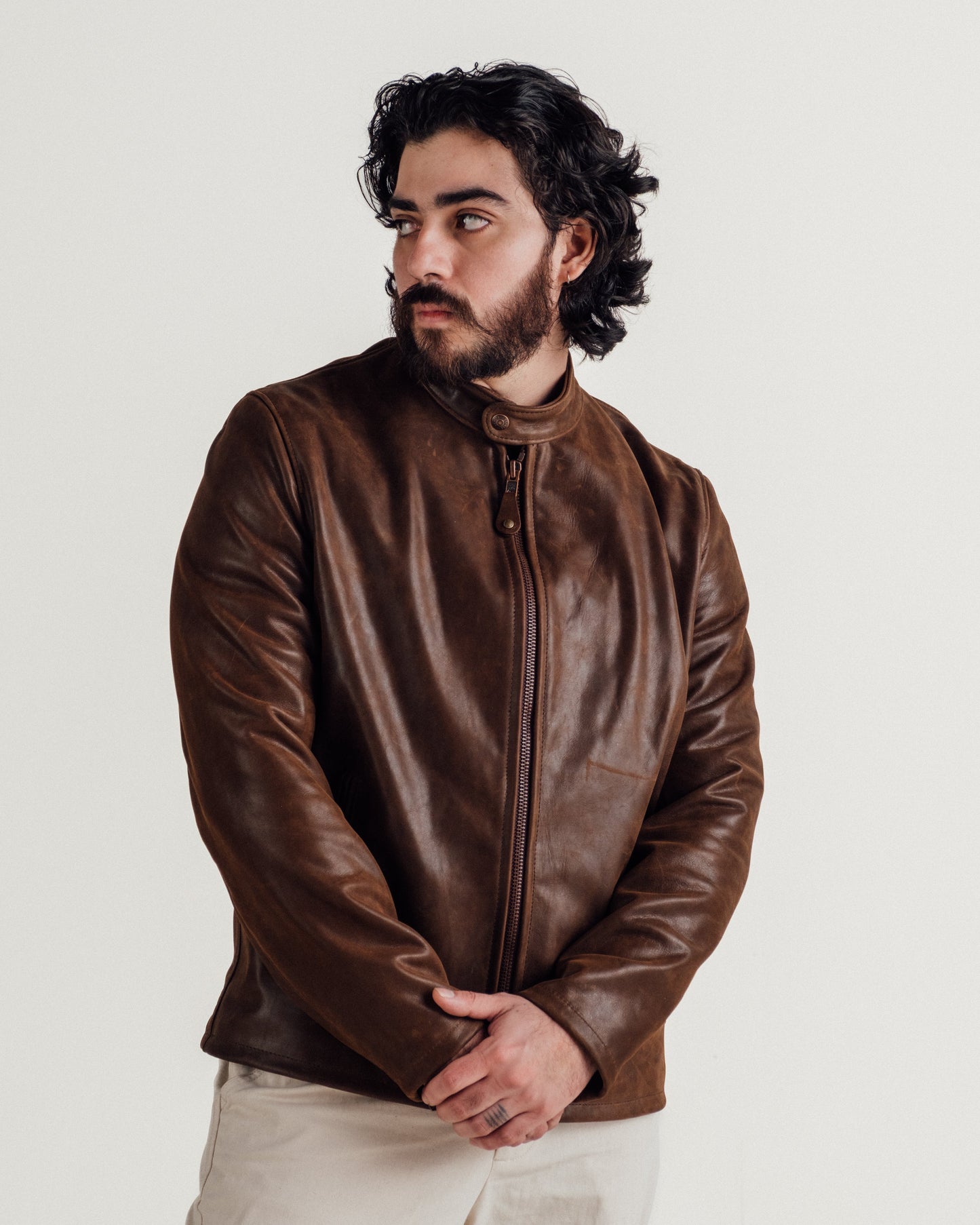 581 — collar detail | Majestic Leather UK
