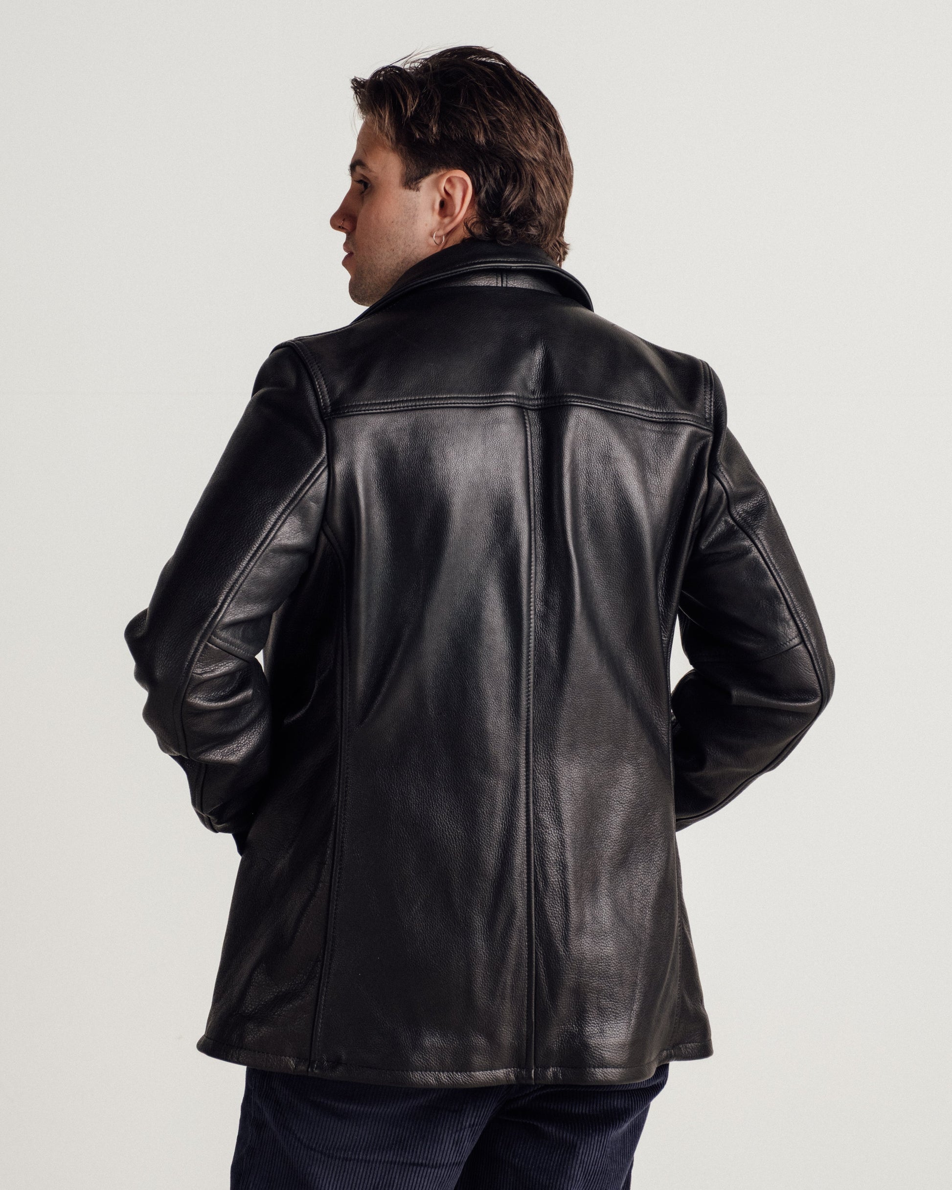 564 — collar detail | Majestic Leather UK