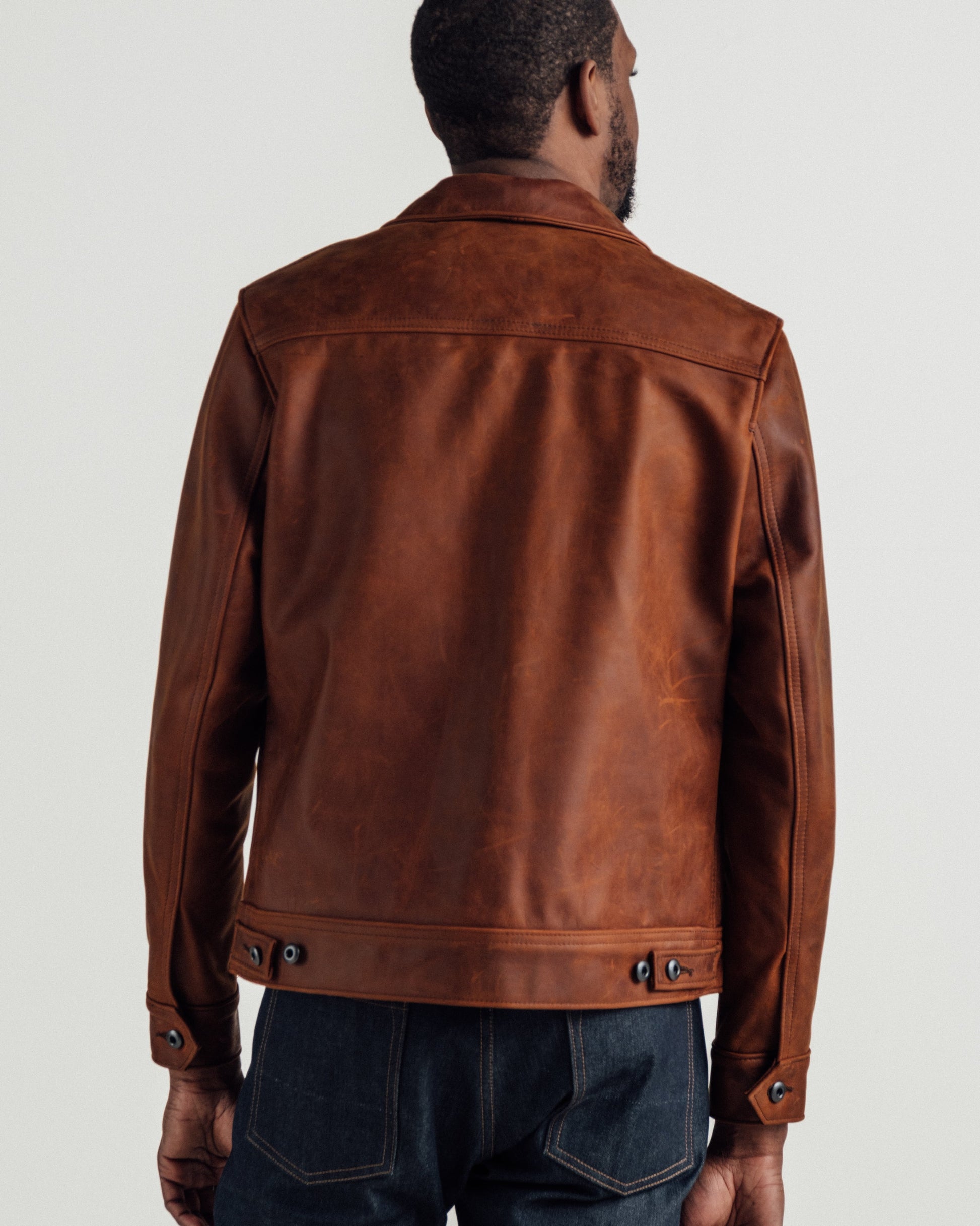 582 — collar detail | Majestic Leather UK