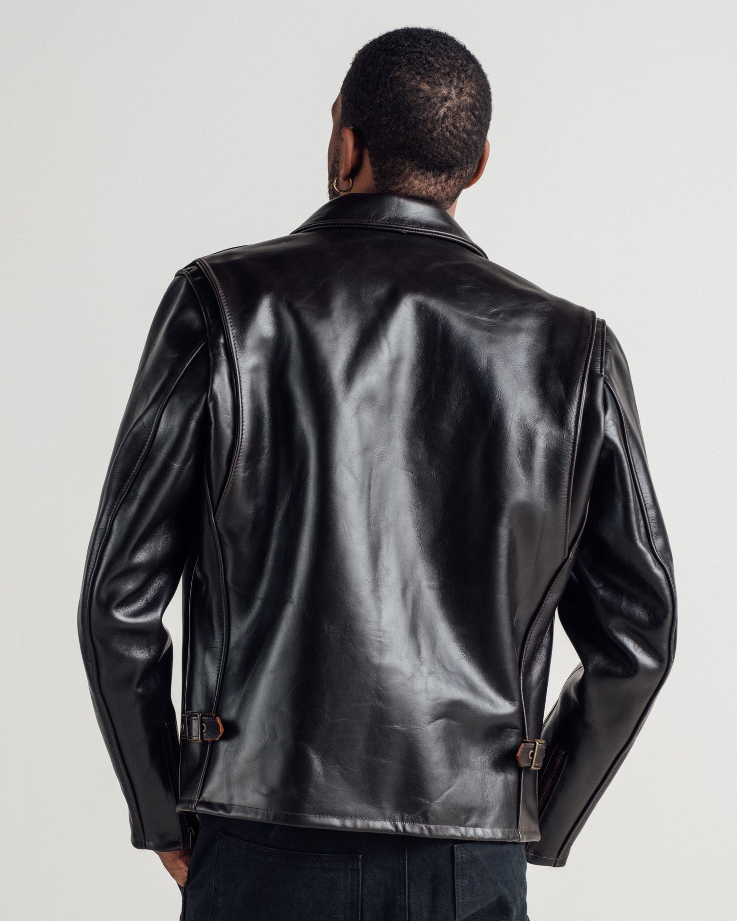 688 — collar detail | Majestic Leather UK