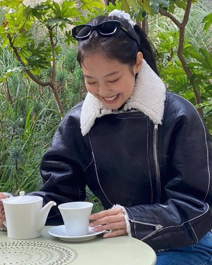 Women Biker - Blackpink Jennie Cropped Shearling Leather Jacket — front view | Majestic Leather UK
