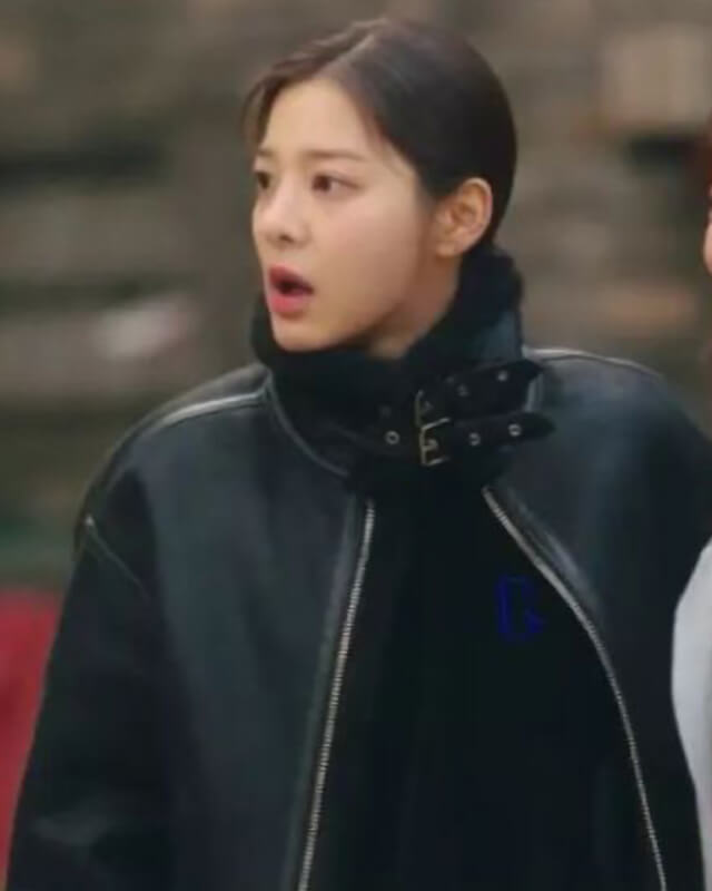 Women Biker - Business Proposal Jin Young-Seo Shearling Leather Jacket — interior lining | Majestic Leather UK