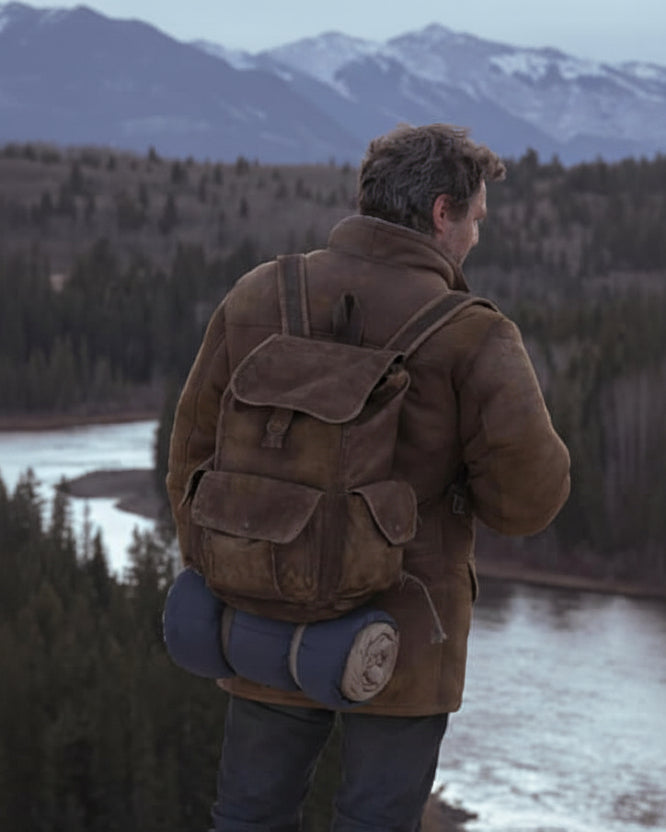 Pedro Pascal The Last of Us Joel Miller Suede Jacket | Majestic Leather — collar detail | Majestic Leather UK