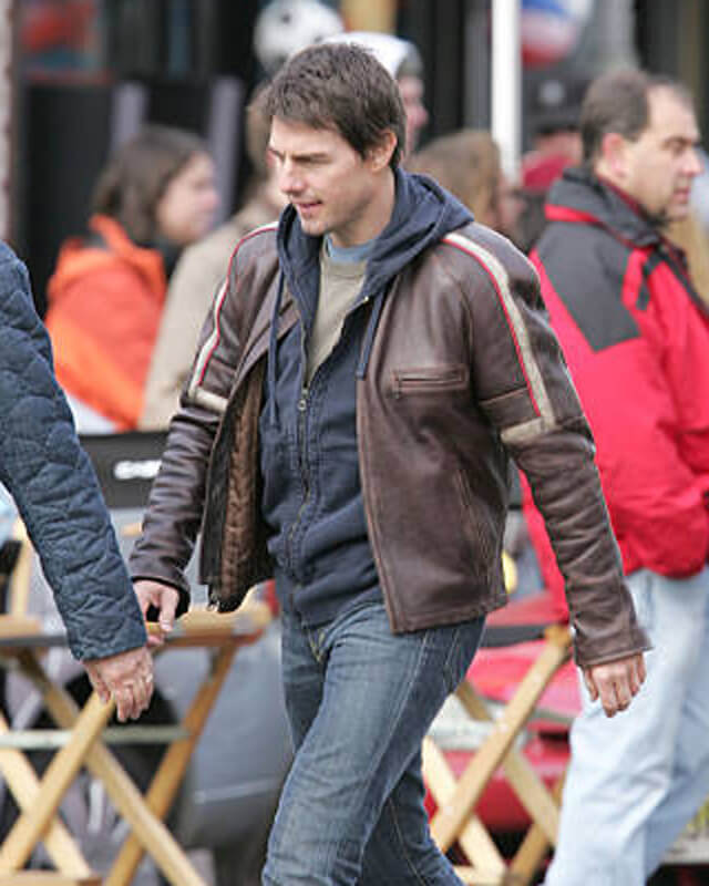 War of the Worlds Tom Cruise Leather Jacket — collar detail | Majestic Leather UK