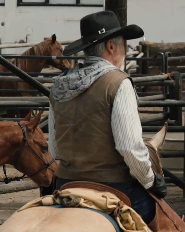 Yellowstone Lloyd Pierce Leather Vest S05 | Majestic Leather — sleeve detail | Majestic Leather UK