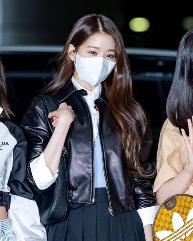 Women Biker - Jang Wonyoung Black Cropped Leather Jacket — side profile | Majestic Leather UK