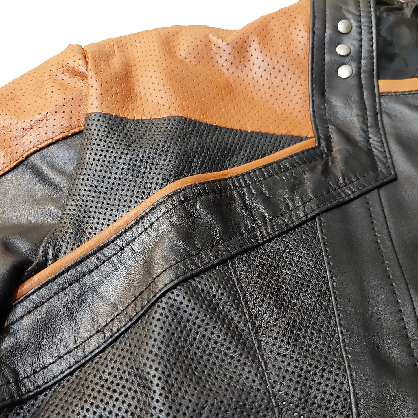 Women Biker - Star Trek Picard Jacket Raffi Musiker Cosplay Real Leather Tan Perforated Jacket — interior lining | Majestic L